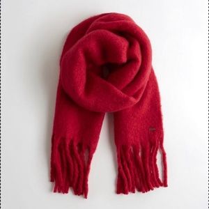 Hollister full neck red scarf- New!